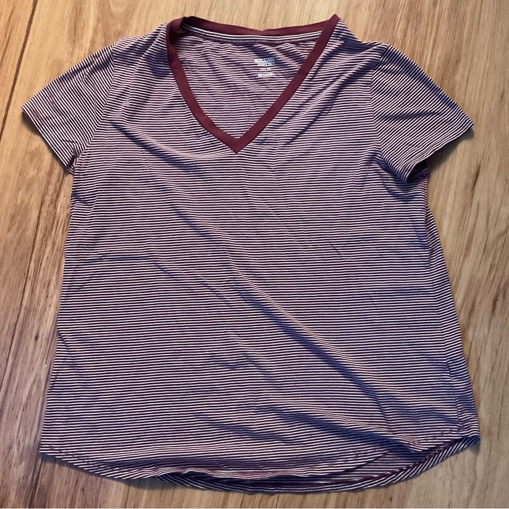 Mossimo Women’s Large Short Sleeve, V-Neck Top